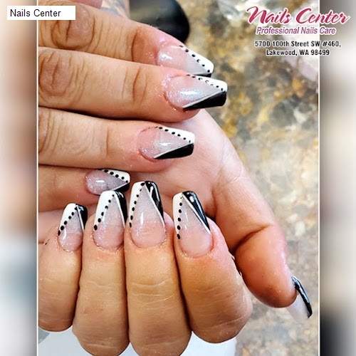 Nails Center